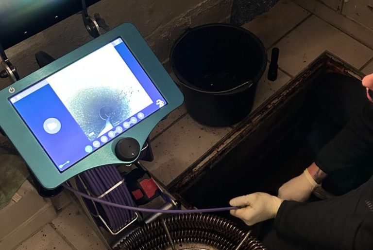 Rohrinspektion Reinigungsspirale und Kamera Display